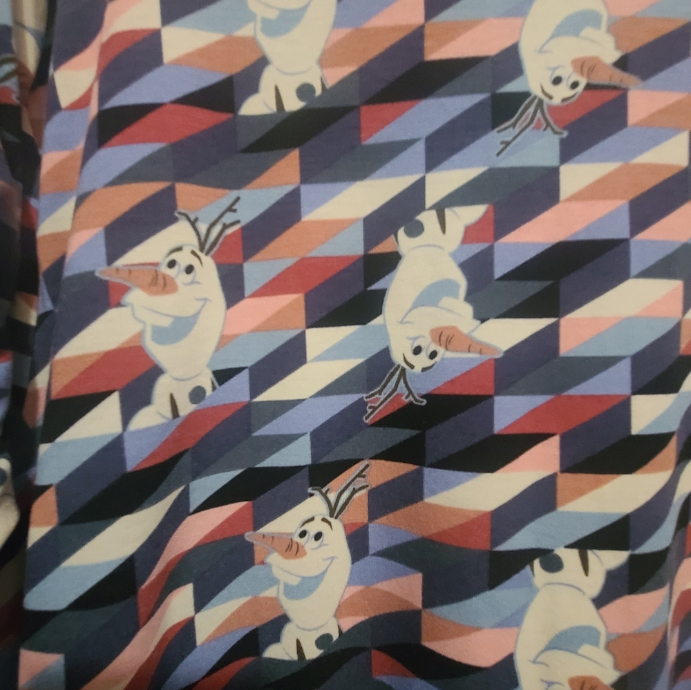 Geometric Patterned Shirt with Olof